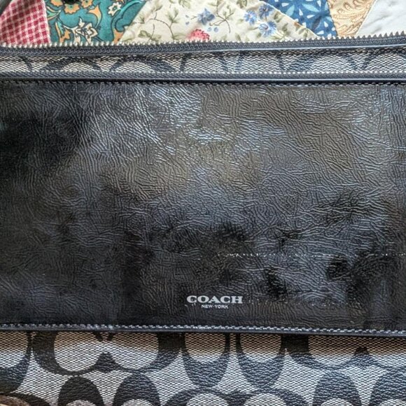 COACH PEYTON BLACK SIGNATURE SWINGPACK with POUCH - Picture 14 of 16
